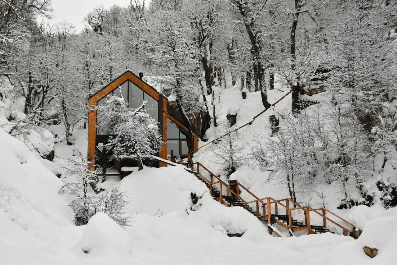 LA CUEVA - AFTER SKI